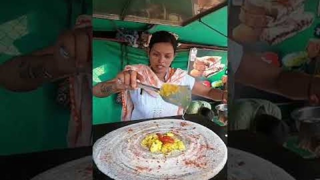 'Pushpa famous - Kolhapuri Zatka Wala Dosa #shorts #khanekashaukeen #streetfood #indianstreetfood'