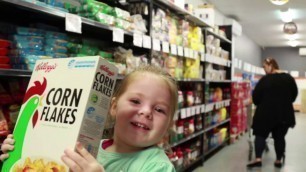 'How does Foodbank get food and groceries to thousands of Australians/'