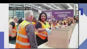 'Lizzo volunteers at Australian food bank, helps with relief for brushfires'