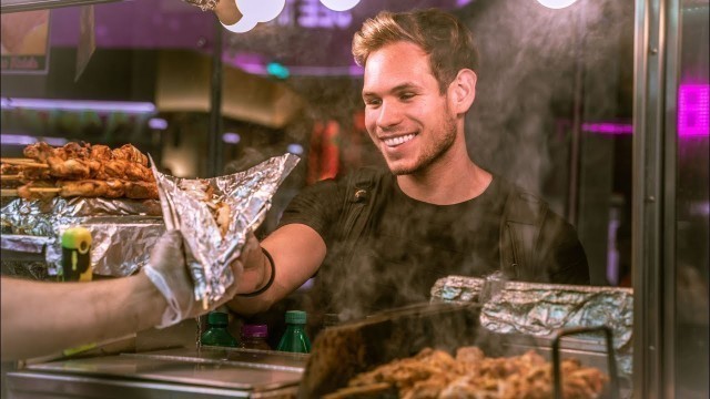 'TRYING the BEST Street FOOD in New York City!'