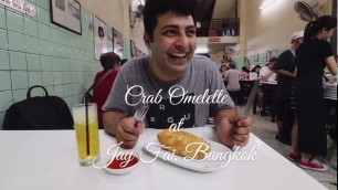 'NETFLIX Food - CRAB OMELETTE at Jay Fai Bangkok, Thailand- Thai Street Food - Michelin Star'