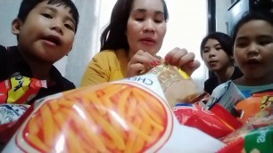 'Vlog#14 On my bored day mukbang!!! Junk food yummy/Pinoy junkfood/emycifrraOFW'