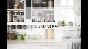'Pantry Organization with Mason Jars| FARMHOUSE KITCHEN'
