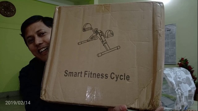 'UNBOXING SMART FITNESS CYCLE'