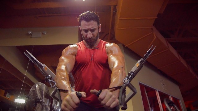 'Joe Donnelly\'s Intense Upper Body Cable Workout'