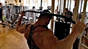 'Sırt ve Biceps (Kol) Antrenmanı - Shredded Brothers'