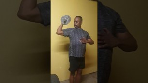 'Muzi Mahlambi home chest gym(4)'