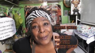 'Momma Cherri\'s Thanksgiving Black eyed peas with smoked turkey'