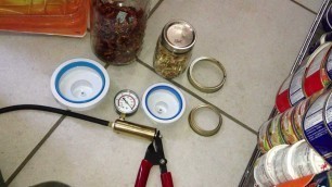 'Preppers: How To Vacuuseal Jars Without Electricity! Food Storage Idea in Case the SHTF!'