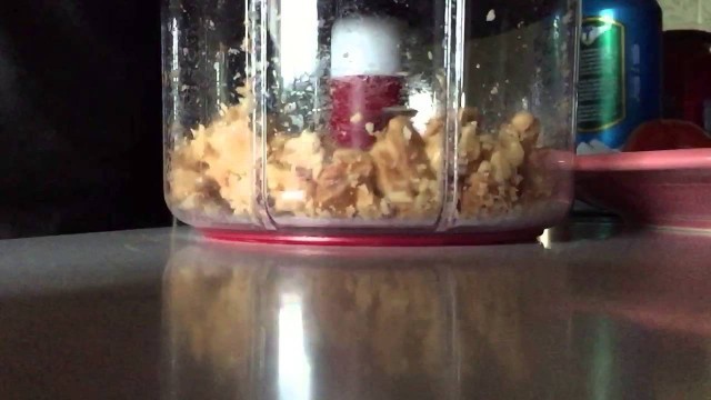 'Zyliss Easy Pull Food Processor Chopping Almonds in Slow-Mo'
