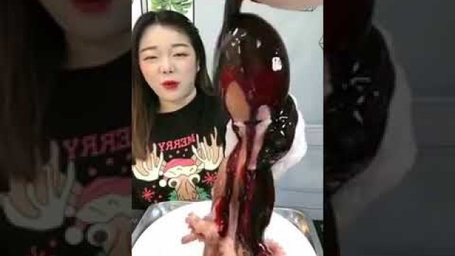 '(mukbang) octopus  Chinese food spicy'