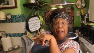 'Momma Cherri cooks steak and halloumi in her OMORC Air Fryer'