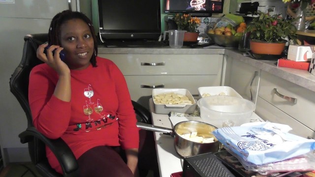 'Soul food Dauphinoise Potatoes and Momma Cherri Christmas Day Fun'