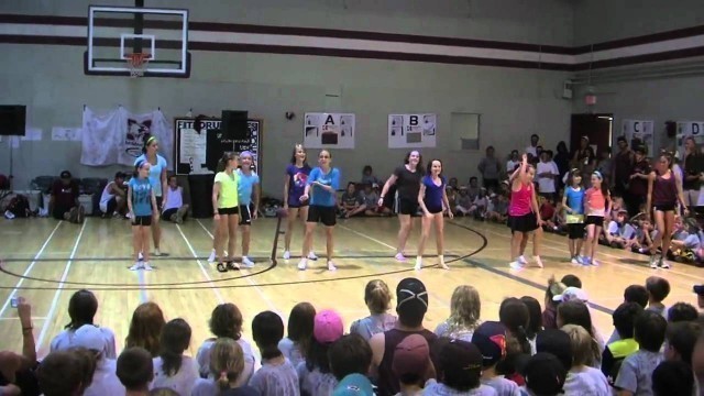 'Sport Fitness School 2010: Session 1 - Dance Show (Part 1)'