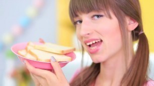 'DIY Giant Snack vs Miniature Snack / Funny Pranks | Troom Troom DIY SLIME'