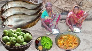 'Traditional recipe by Grandmother cooking village style FOLI FISH with GREEN TOMATO||rural life..'