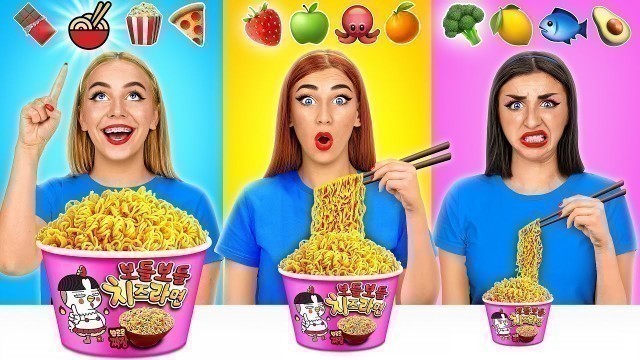 'Emoji Food Challenge | Big, Medium and Small Food 이모티콘 푸드 챌린지 | 대, 중, 소 식품 Multi DO 다 마'