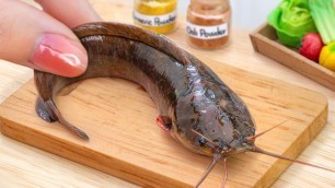 'Satisfying Miniature Egg Fishing and Cooking Delicious Catfish Curry - Mini Yummy\'s Best Recipe'