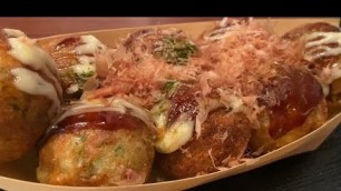 'Tokyo Street Food Octopus Balls Takoyaki in Gindaco'