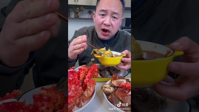 'Chinese Mukbang eating seafood (lobster crab squid octopus shrimp snail )'