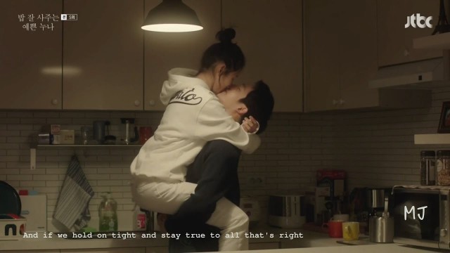 '밥 잘 사주는 예쁜 누나 FMV / Something in the Rain 정해인 손예진 Pretty Noona Who Buys Me Food'