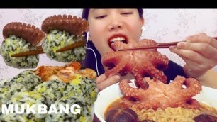 'OCTOPUS RAMEN/SHIITAKE MUSHROOM RICE ROLL/ Korean food MUKBANG EATING/COOKING SHOW'
