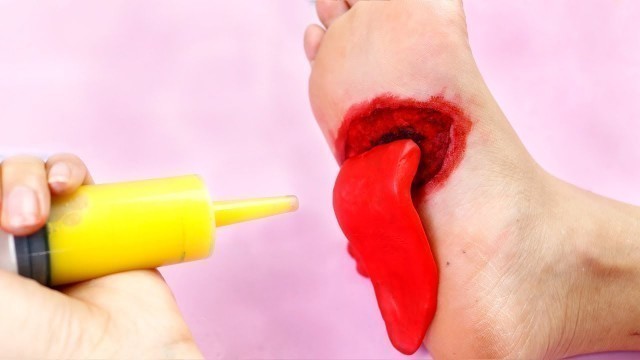 'Stop Motion Cooking - Tongue in The Foot - Scary Cooking Stop Motion Food 4K Video'