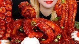 'ASMR OCTOPUS FEAST