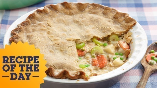 'Trisha\'s Chickless Pot Pie | Trisha\'s Southern Kitchen | Food Network'