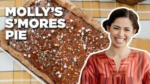 'Gooey S\'MORES Pie with Molly Yeh | Girl Meets Farm | Food Network'