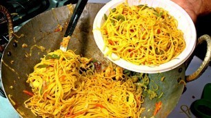 'Chicken Chow mein Recipe Street Food Style By Our Chef Ryan - Chicken Noodles Recipe'