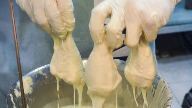 'Fried Chicken of Mong Kok. Hong Kong Street Food'