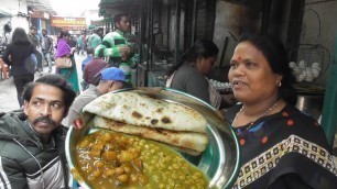 'It\'s a Breakfast Time in Siliguri Hong Kong Market - 2 Paratha with 2 Curry @ 20 rs only'