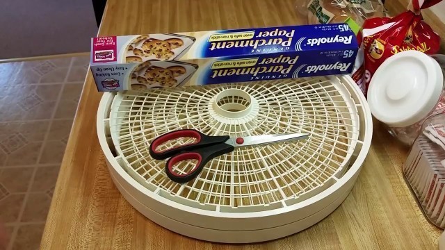'Kudos #1 OurHalfAcreHomestead - Parchment Paper Dehydrator Tray Liners'