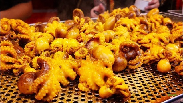 'Korean street food King Octopus with seafood sauce | Thailand street food Bangkok'
