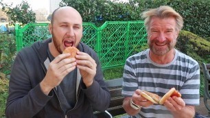 'Hot Food Vending Machine Japan Taste Test (Hot Dogs and Burgers)'