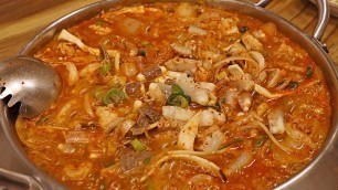 '유명한 산낙지 전골 / Popular Octopus Stew(hotpot) - Korean street food'