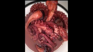 'Octopus Recipe !!!!HOW TO COOK SEA FOOD OCTOPUS / PWEZA / Jinsi ya kukaanga Pweza'