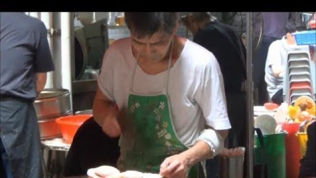 'Hong Kong Street Food, Fast Food. Dai Pai Dong in Central District. Street Restaurants'