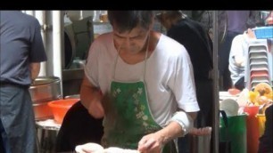 'Hong Kong Street Food, Fast Food. Dai Pai Dong in Central District. Street Restaurants'