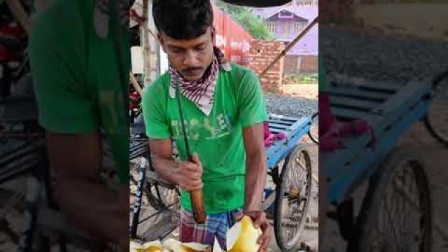 'Amazing Plam Fruit Cutting Skills #shorts #indianstreetfood'