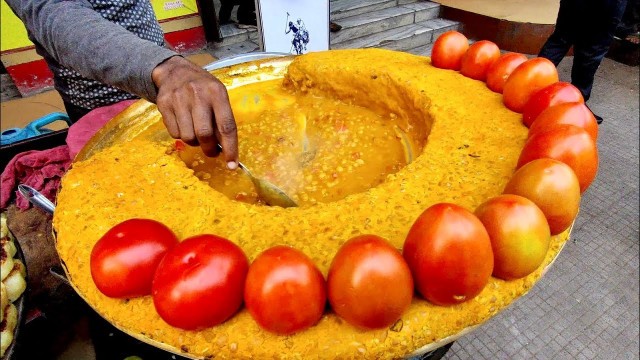 'Famous Ghugni Chat of Kolkatta ! Chatpata Ragda of Bengal | India Street Food'
