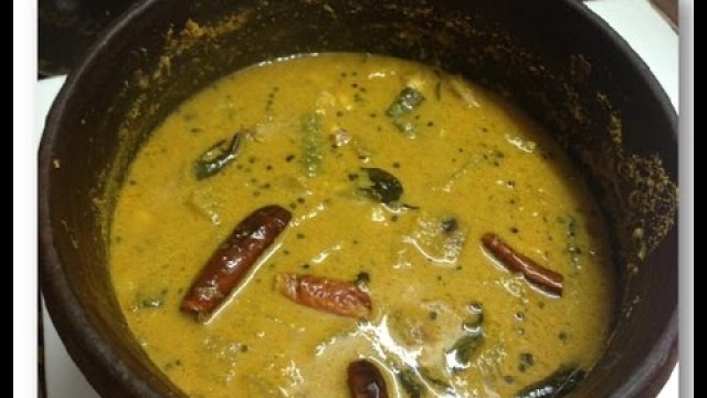 'Chakka Kuru Manga Curry / Jackfruit Seed and Raw mango in coconut gravy'