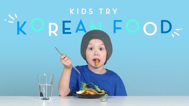 'Kids Try Korean Food | Kids Try | HiHo Kids'