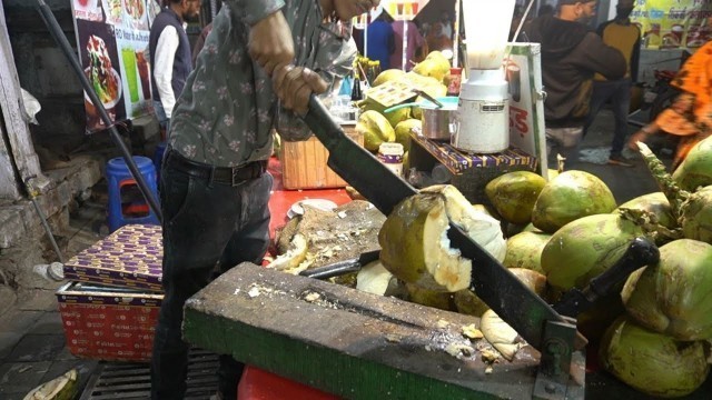'Coconut Crush Master | Amazing skills | Indian Street Food'