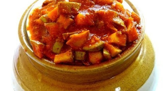 'പച്ച  മാങ്ങ അച്ചാര്‍ || KERALA EASY MANGO PICKLE || PACHA MANGA ACHAR  ||  AUTHENTIC MANGO PICKLE'