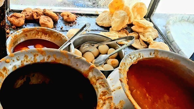 'Best Street Food India - Amazing Puri Sabji - Indian Street Food - Famous Puri Sabji  In Berhampore'