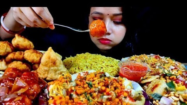'INDIAN STREET FOOD| DAHI PURI,MOMOS,SAMOSA,MAGGI MASALA NOODLES,BHELPURI'