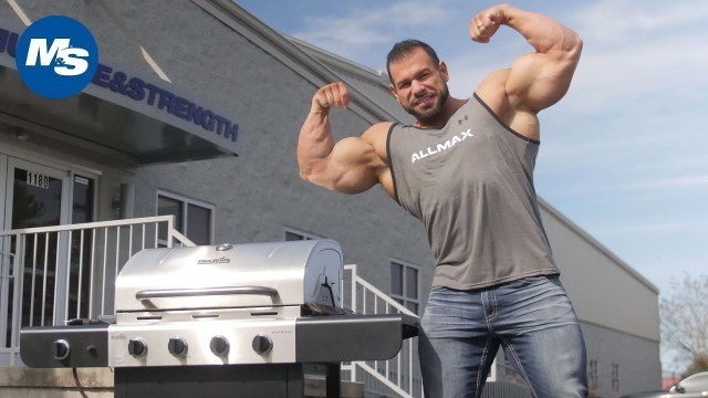'Grilling with Pro Bodybuilders | Basic Bodybuilding Grilling Lessons w/ Steve Kuclo'
