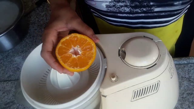 'Orange juice in food processor, food processor attachment'